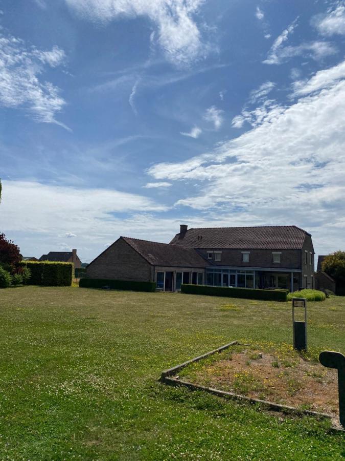 Bed and Breakfast La Cle Des Champs Jodoigne Exteriér fotografie
