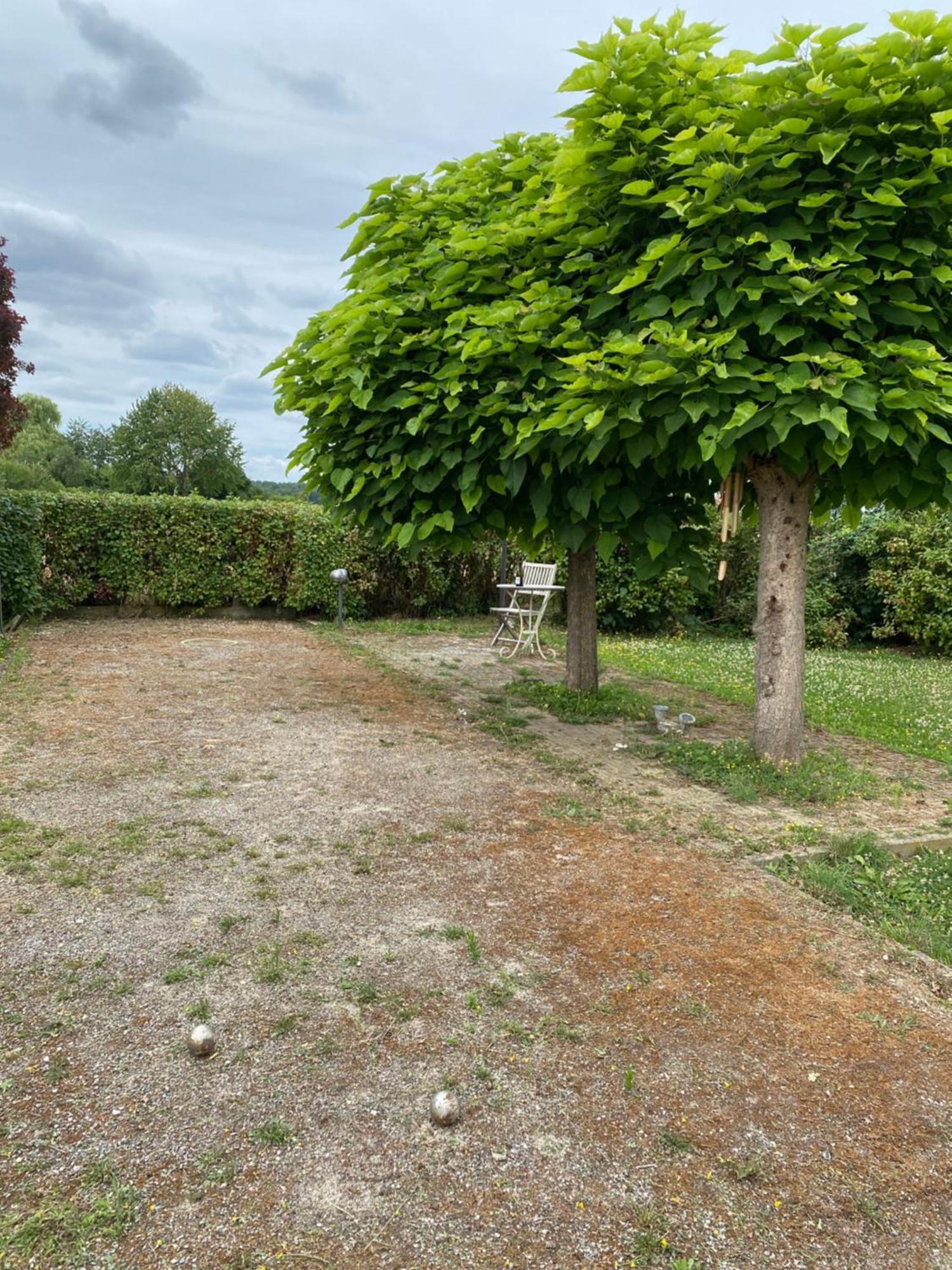 Bed and Breakfast La Cle Des Champs Jodoigne Exteriér fotografie